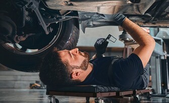 1 год или 15 000 км помощи на дороге в подарок.